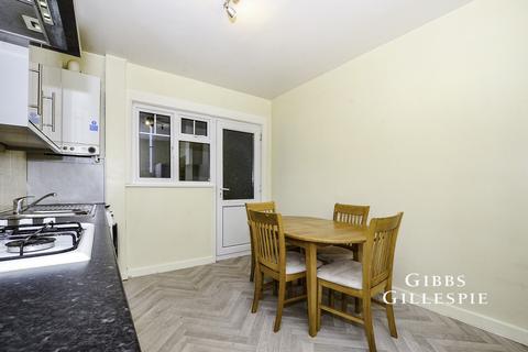 2 bedroom flat to rent, Minehead Court, Rayners Lane, HA2