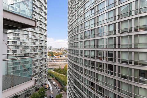 Studio for sale, New Providence Wharf, London E14