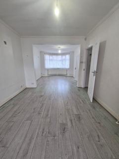 3 bedroom terraced house to rent, London NW9