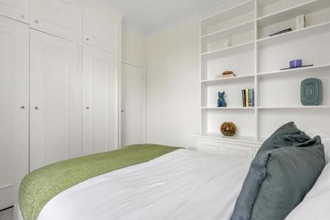 2 bedroom apartment to rent, Hallam Street, London W1W