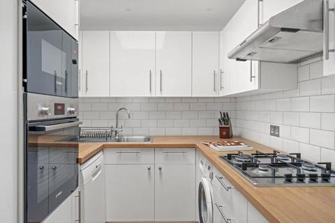 2 bedroom apartment to rent, Hallam Street, London W1W