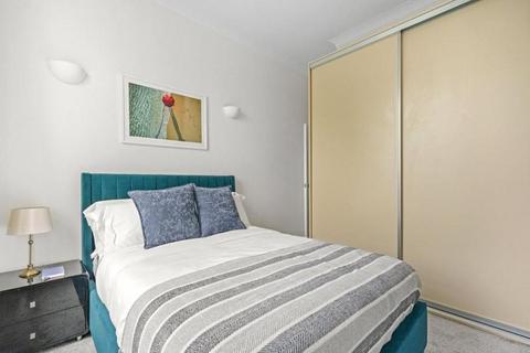 2 bedroom apartment to rent, Hallam Street, London W1W