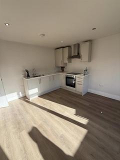 2 bedroom detached house to rent, Deanwood House, Allerton, BRADFORD
