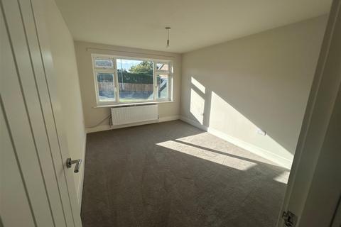 2 bedroom detached house to rent, Deanwood House, Allerton, BRADFORD
