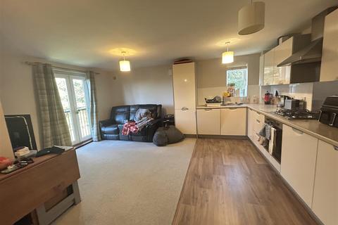 2 bedroom flat to rent, The Links, Herne Bay