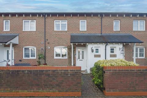 2 bedroom terraced house for sale, Sir Christopher Court, Hythe