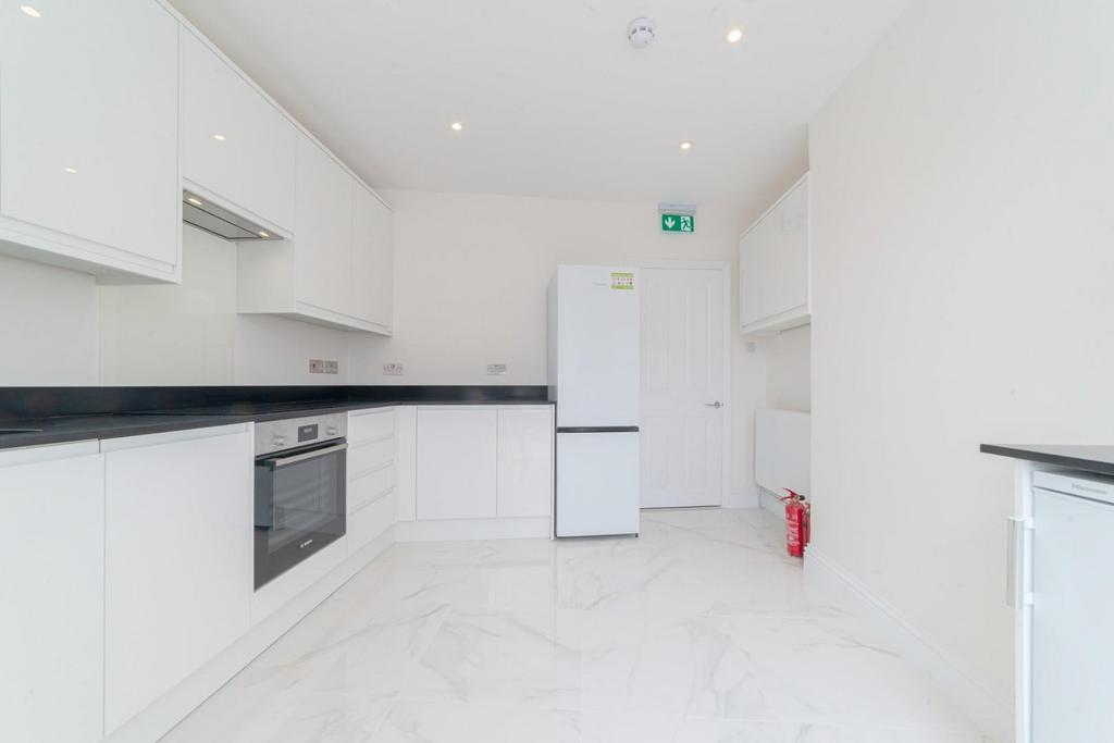 Kitchen Reverse