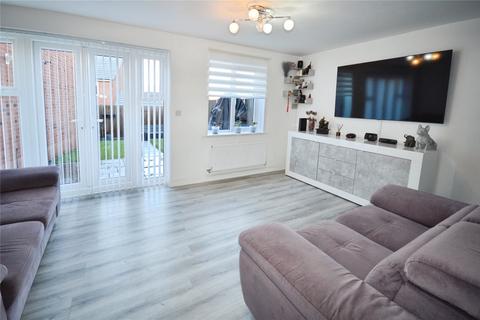 3 bedroom semi-detached house for sale, Stirling Road, Swadlincote DE11