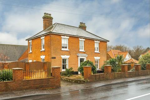 5 bedroom detached house for sale, Cromer Road, North Walsham