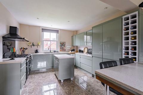 5 bedroom detached house for sale, Cromer Road, North Walsham