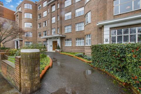 1 bedroom flat for sale, The Pavement, London SW4