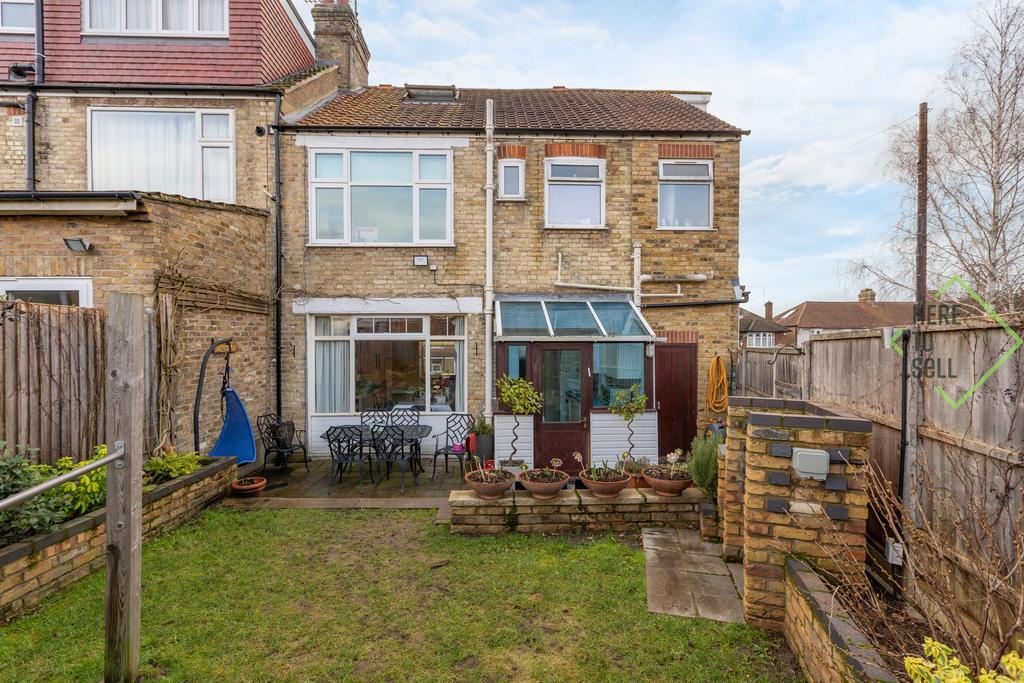 Eton Avenue EN4