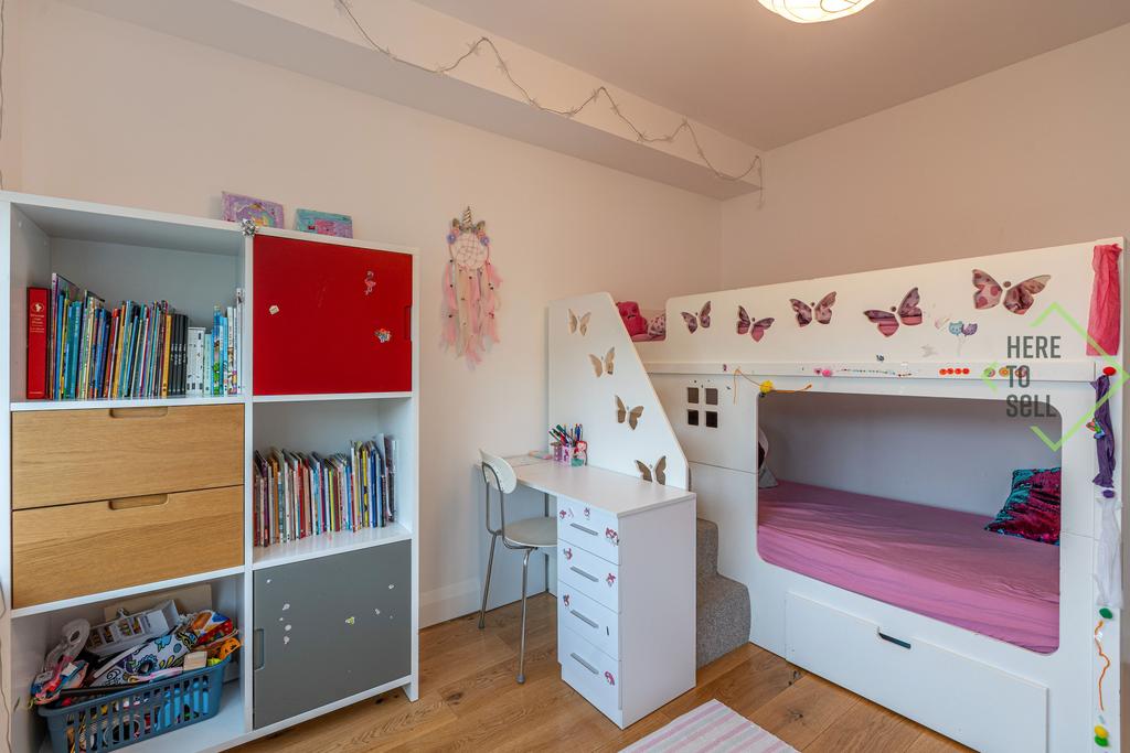Eton Avenue EN4