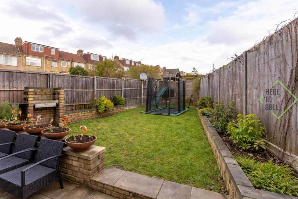 Eton Avenue, Barnet, EN4 Rear Garden