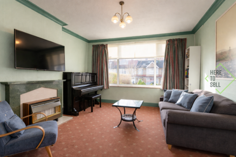 5 bedroom end of terrace house for sale, East Barnet, London EN4