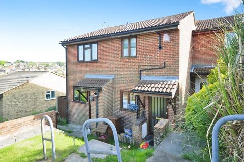 1 bedroom terraced house to rent, Monarch Close Chatham ME5