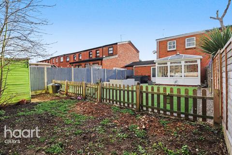 3 bedroom end of terrace house for sale, Water Lane, Purfleet