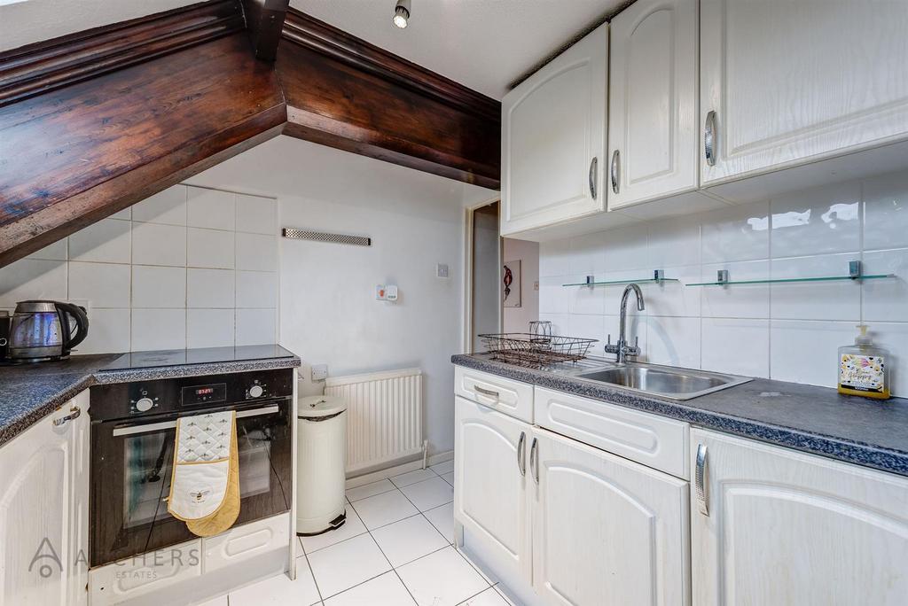 11 Hibberd Place(Interior)-13.jpg
