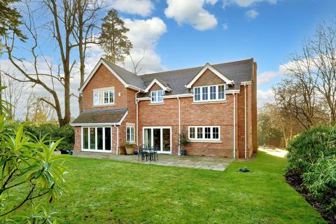 4 bedroom detached house for sale, Drews Park, Knotty Green, Beaconsfield, Buckinghamshire, HP9