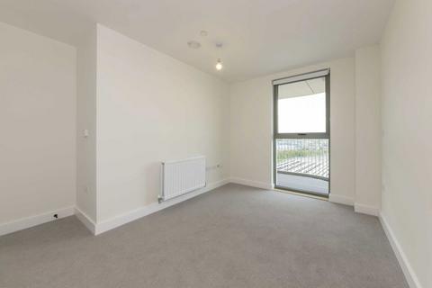 1 bedroom flat to rent, Green Street, London NW10