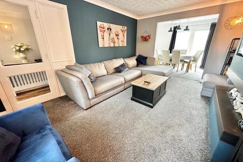 4 bedroom detached house to rent, Calendine Close, Thornton-Cleveleys, Lancashire, FY5