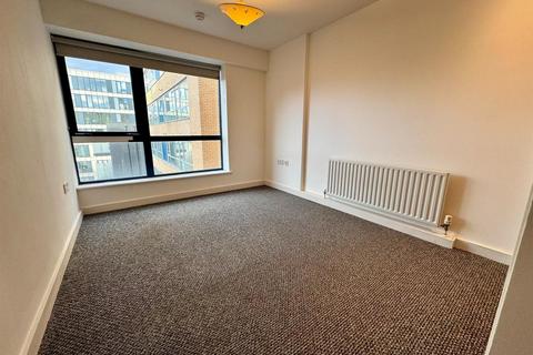 1 bedroom in a house share to rent, Roxborough Heights, Harrow HA1 1GP