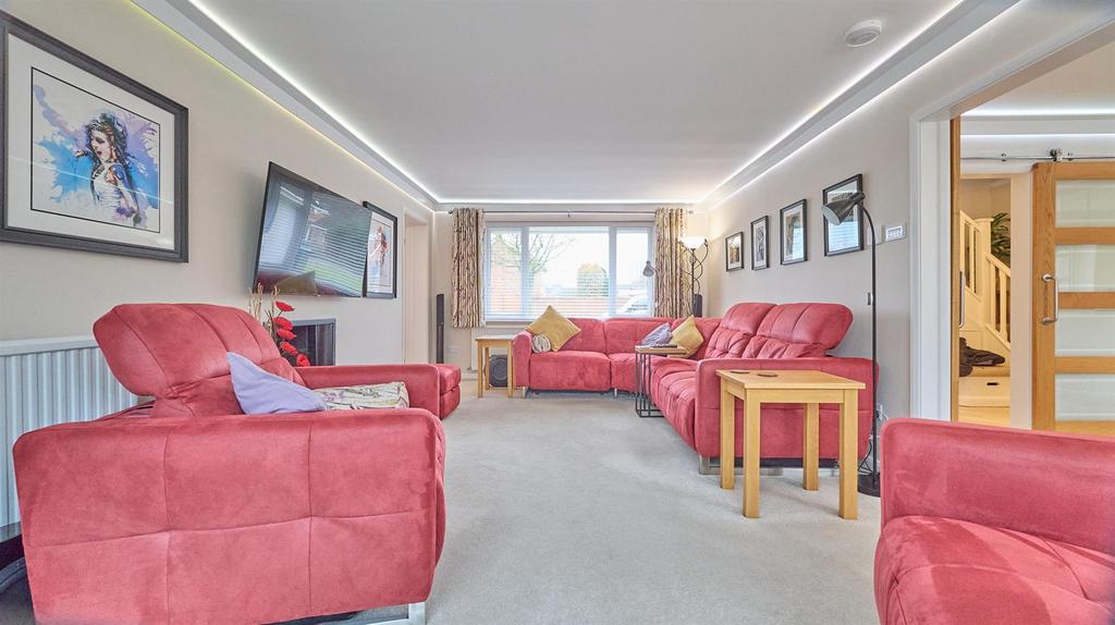 Through Lounge