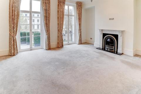 undefined, Euston Place, Leamington Spa