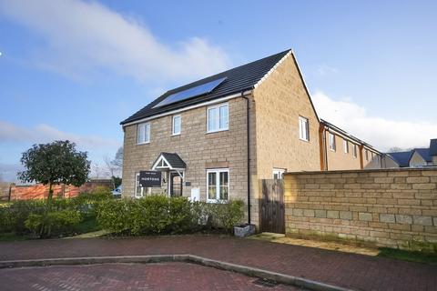 3 bedroom detached house for sale, Blackwater Road, Barleythorpe, LE15