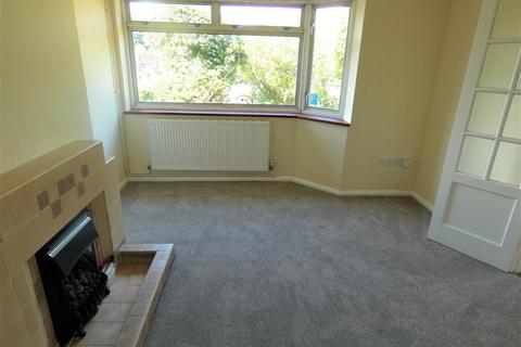 4 bedroom semi-detached bungalow to rent, Hearnfield Road, Littlehampton BN17