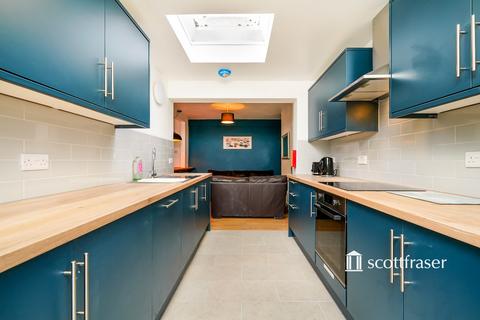 4 bedroom semi-detached house to rent, Edgeway Road, Marston, Oxford, OX3