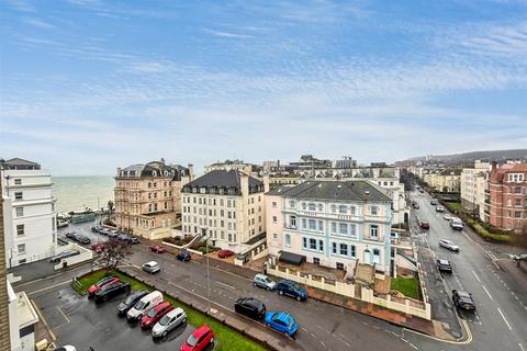 2 bedroom flat for sale, Trinity Place, Eastbourne