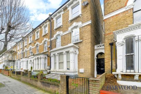 1 bedroom flat for sale, Brownswood Road, London, N4