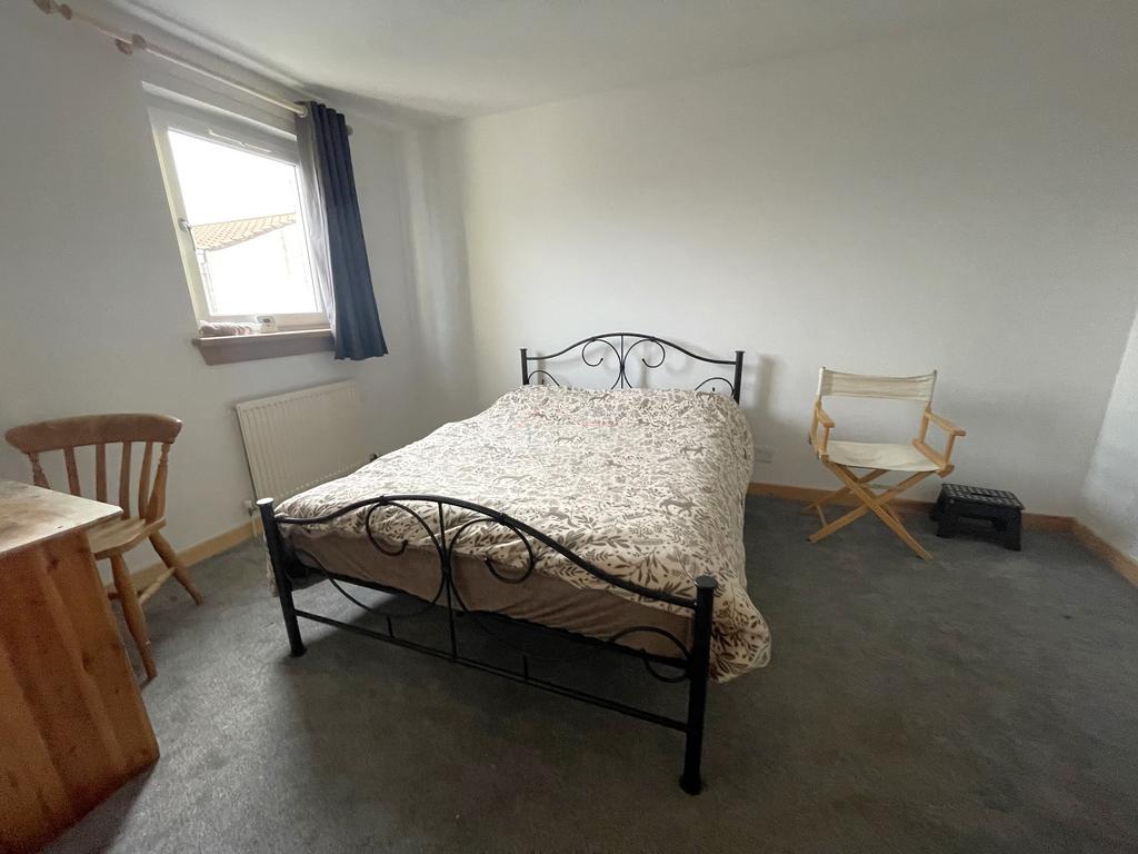 Bedroom 1a.JPG
