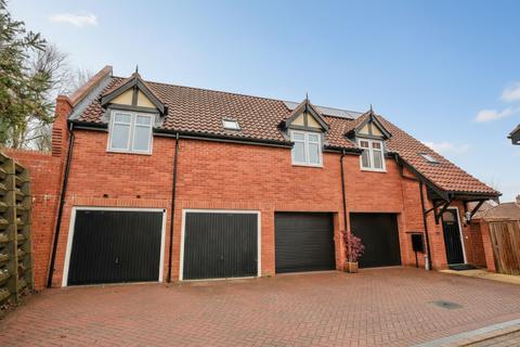2 bedroom coach house for sale, Vaughan Close, Cromer, NR27