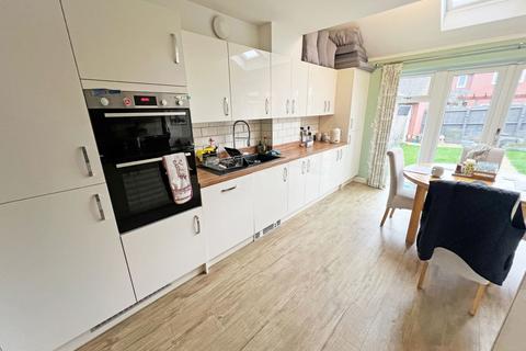 3 bedroom semi-detached house for sale, Le May Drive, Hugglescote, Leicestershire, LE67 2EF