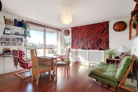 1 bedroom apartment to rent, Tom Smith Close Greenwich SE10
