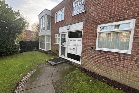 1 bedroom flat to rent, Limefield Court, Salford