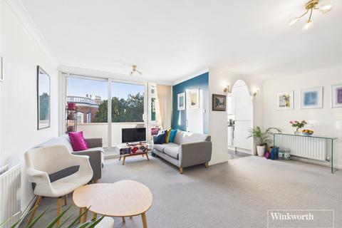 2 bedroom apartment to rent, Hendon Hall Court, Hendon NW4