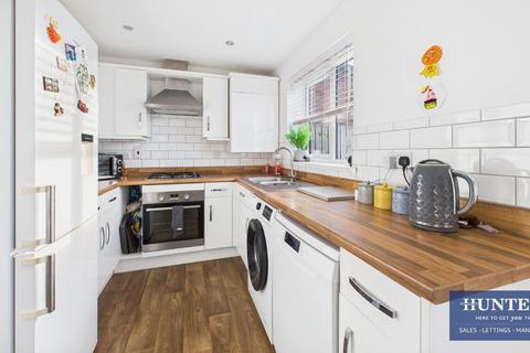 3 bedroom semi-detached house to rent, Flint Road, Sunderland