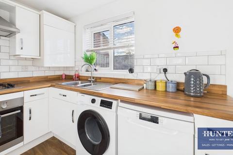 3 bedroom semi-detached house to rent, Flint Road, Sunderland