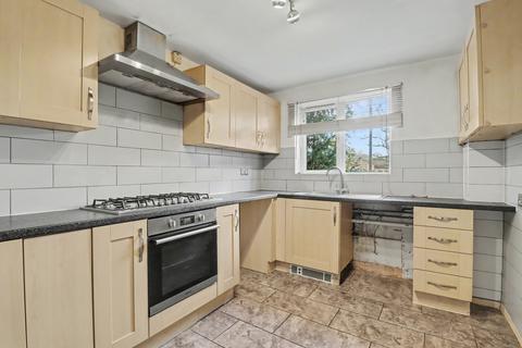 3 bedroom end of terrace house for sale, Hainault Avenue, Milton Keynes
