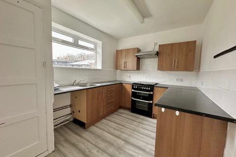 2 bedroom terraced house for sale, Wickford Drive, Harold Hill, Romford
