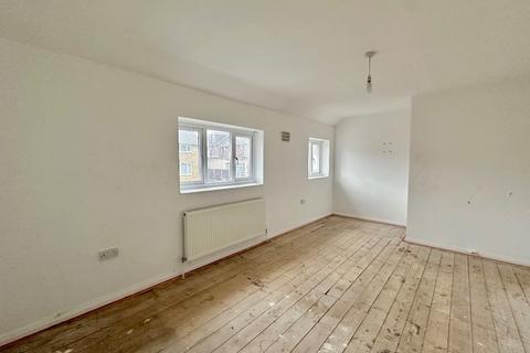 2 bedroom terraced house for sale, Wickford Drive, Harold Hill, Romford