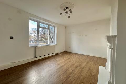 3 bedroom semi-detached house for sale, Chatteris Avenue, Harold Hill, Romford
