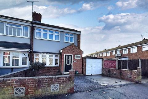 3 bedroom end of terrace house for sale, Oxley Gardens, Stanford-Le-Hope, Essex, SS17