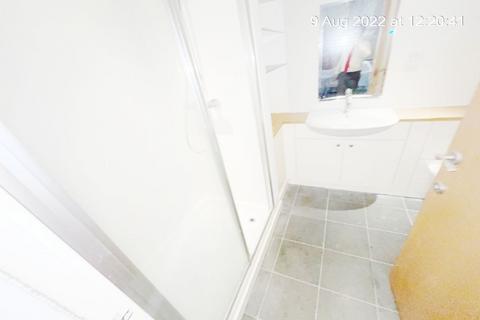 2 bedroom flat for sale, Glasgow Harbour Terrace, Apartment 6-2, Glasgow G11