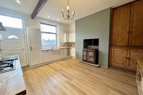 4 bedroom terraced house for sale, Church Street, Oxenhope, Keighley, BD22