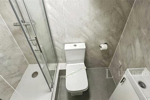1 bedroom in a house share to rent, Rochford Drive, Luton, Bedfordshire, LU2
