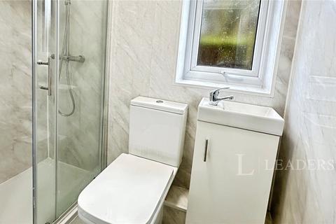 undefined, Rochford Drive, Luton, Bedfordshire, LU2